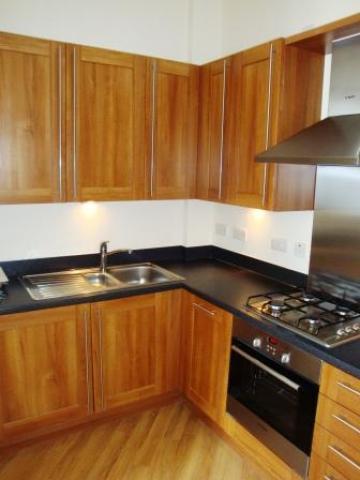 			2 Bedroom, 1 bath, 1 reception Flat			 Glengall Road, KILBURN